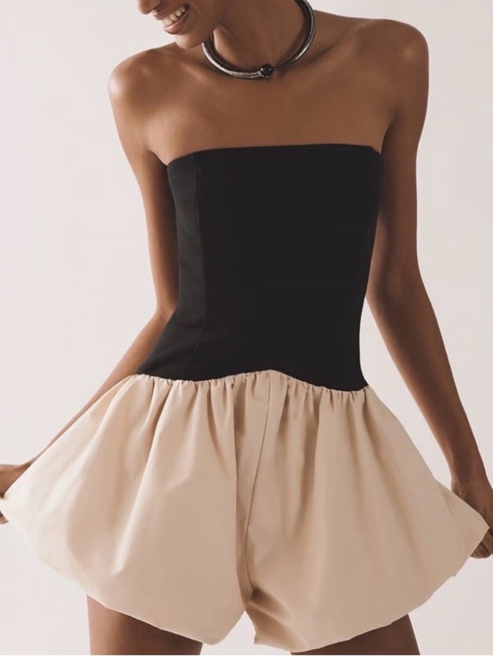 Anthropologie Maeve Women's Strapless Black Cream Bubble Shorts Romper Sz Medium
